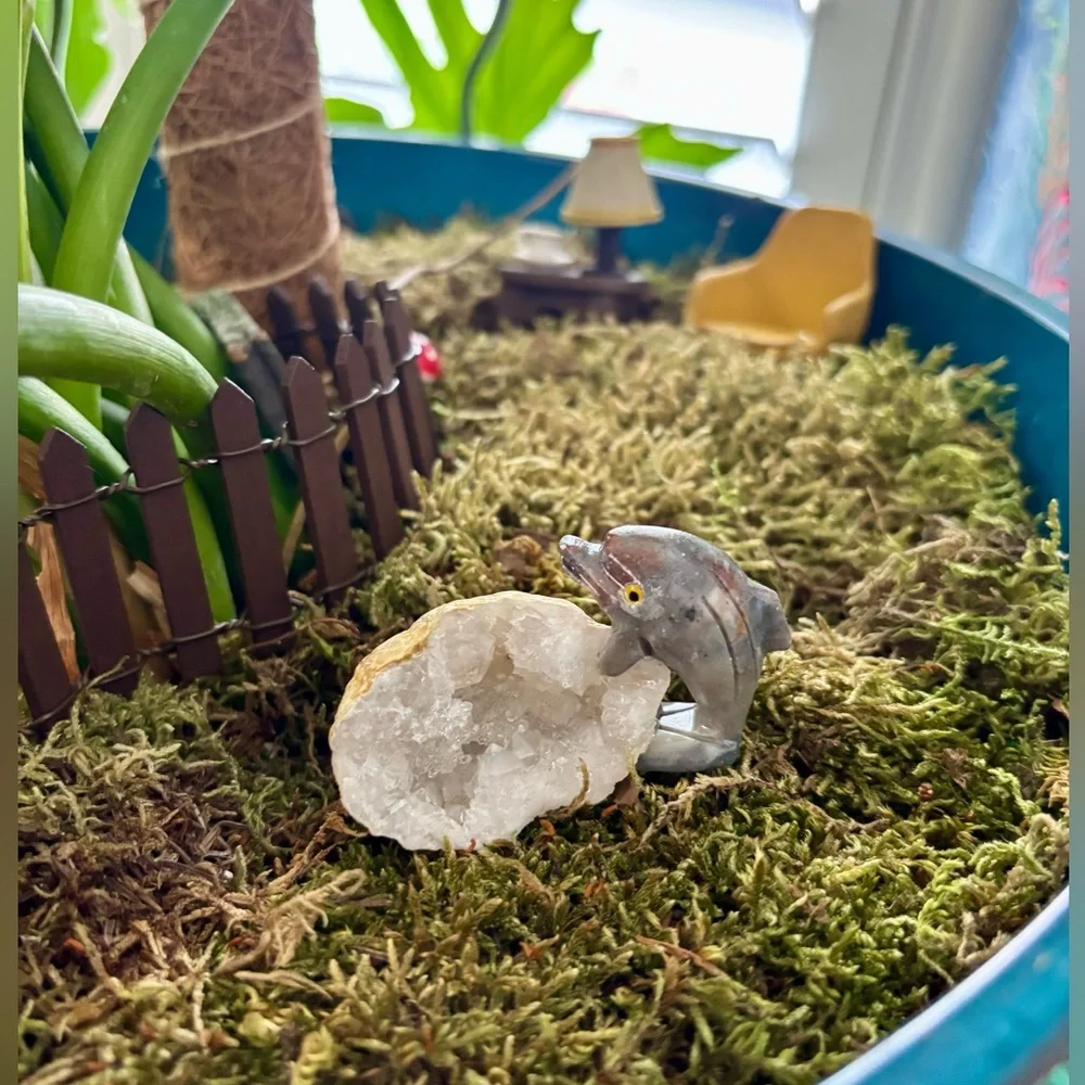 Dolphin figurine ~ Soapstone & Quartz Geode